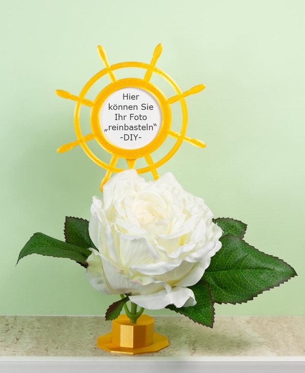 Kreativ-Set Blumenstecker Steuerrad gelb-goldfarben -zum selber machen- mit Standfuß und cremefarbener Rose